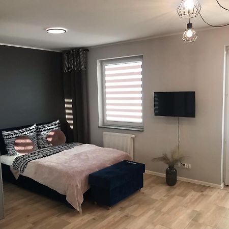 Apartament Holenderski Z Prywatnym Miejscem Postojowym W Garazu Κοστζαλίν Εξωτερικό φωτογραφία